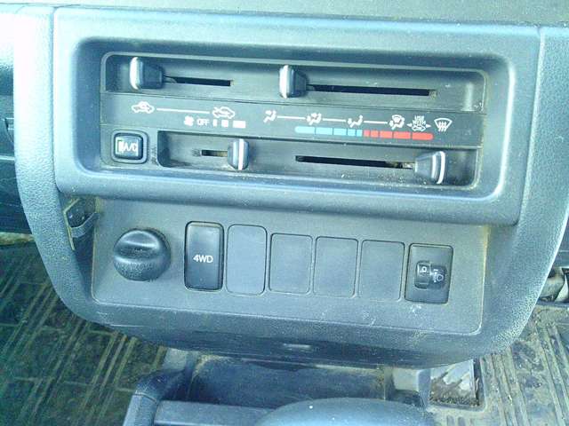 Toyota Pixis Truck 11