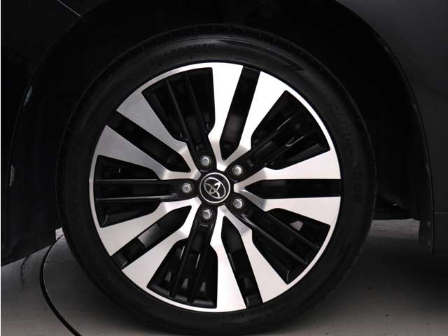 Toyota Alphard 11