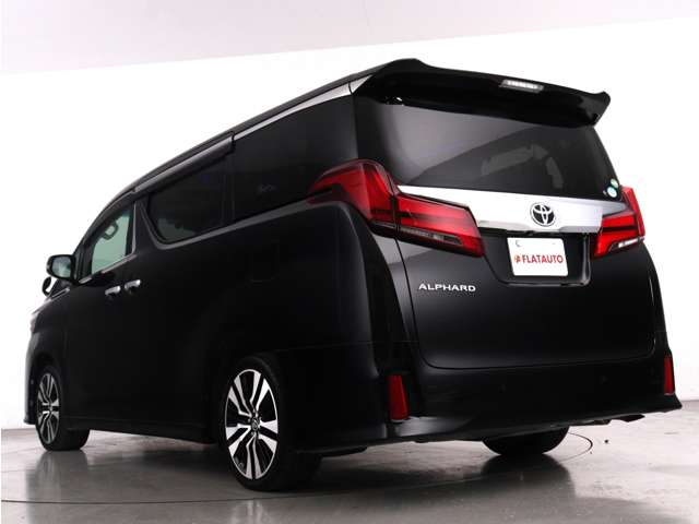 Toyota Alphard 8