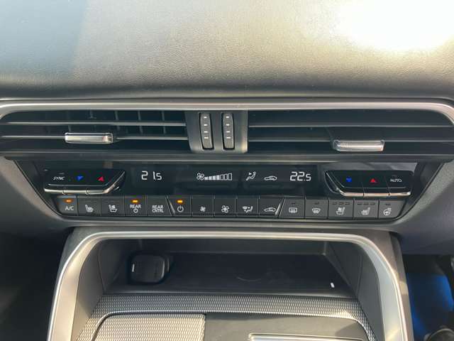 Mazda CX-80 8
