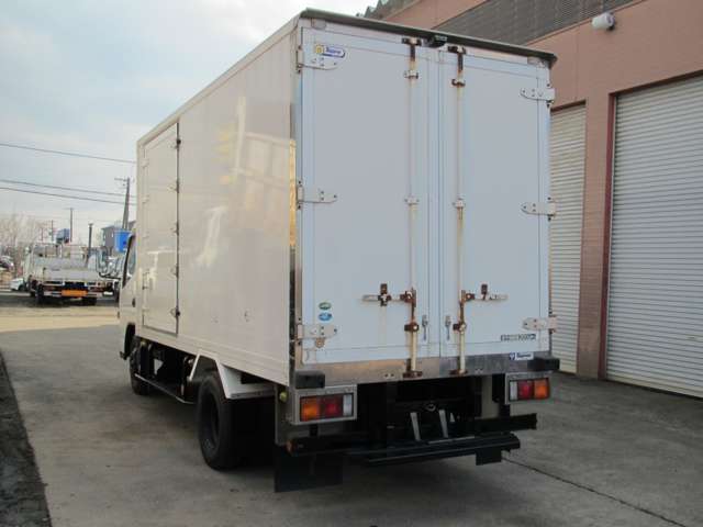 Mitsubishi Fuso Canter 9