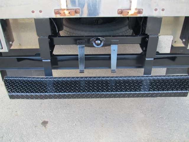 Mitsubishi Fuso Canter 10