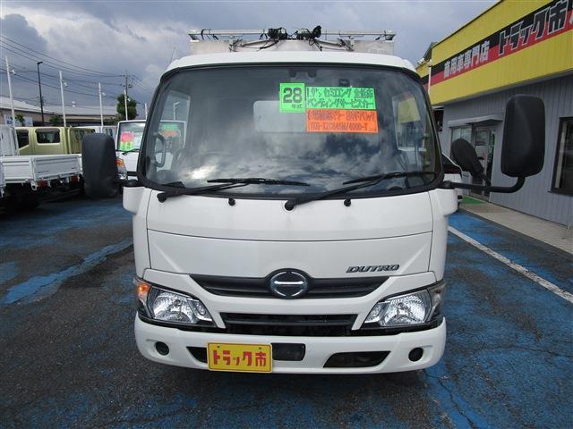 Hino Dutro 2