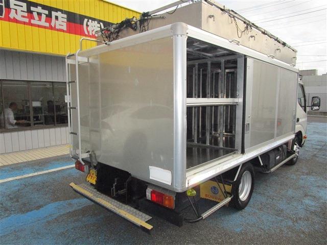 Hino Dutro 6