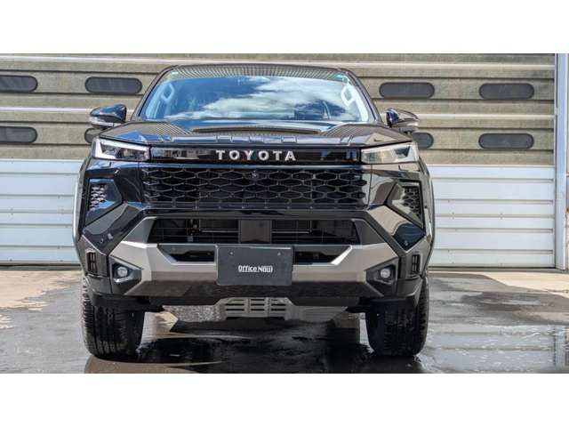 Toyota Hilux 6