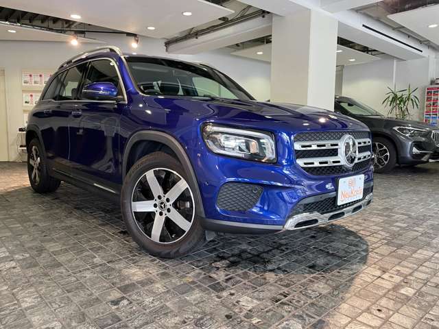 Mercedes-Benz GLB 8