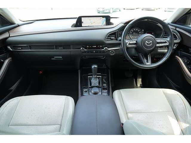 Mazda CX-30 3