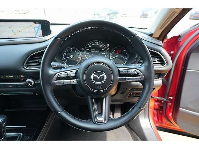 Mazda CX-30 4