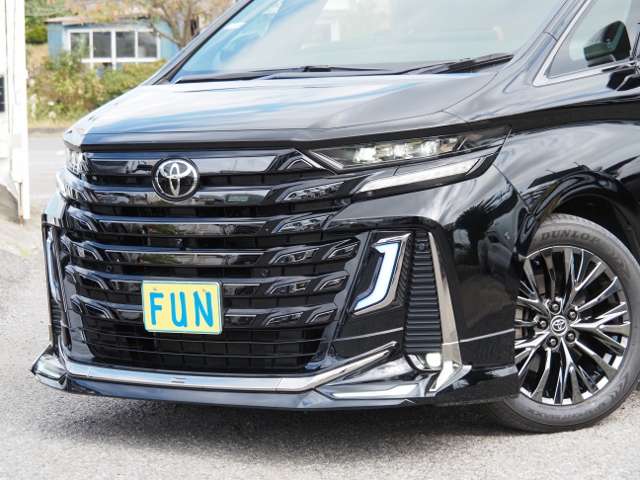 Toyota Vellfire 11