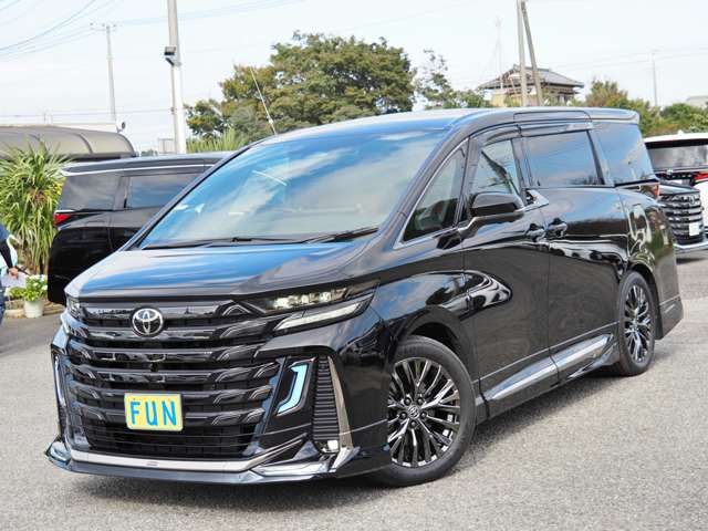 Toyota Vellfire 4