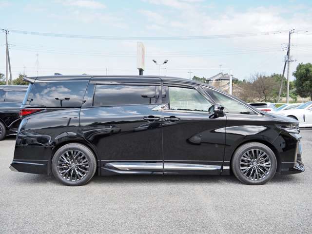 Toyota Vellfire 9