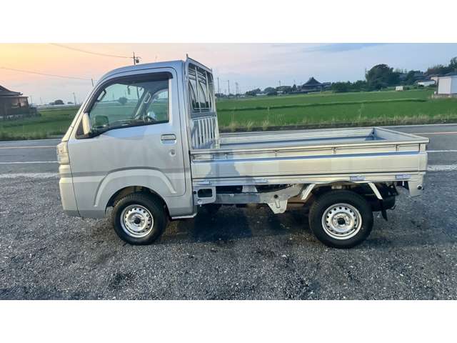 Daihatsu Hijet Truck 4
