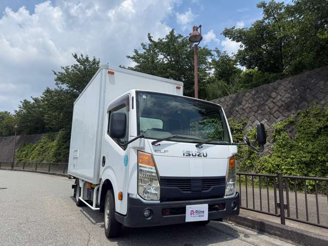 Isuzu Elf 4
