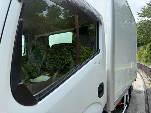 Isuzu Elf 8