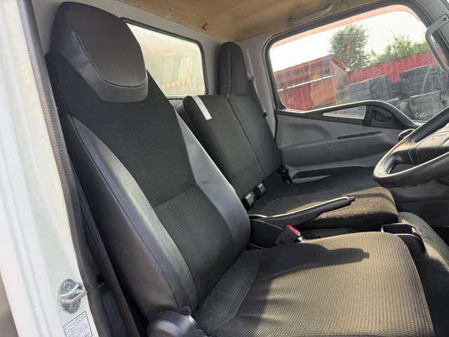 Mitsubishi Fuso Canter 8