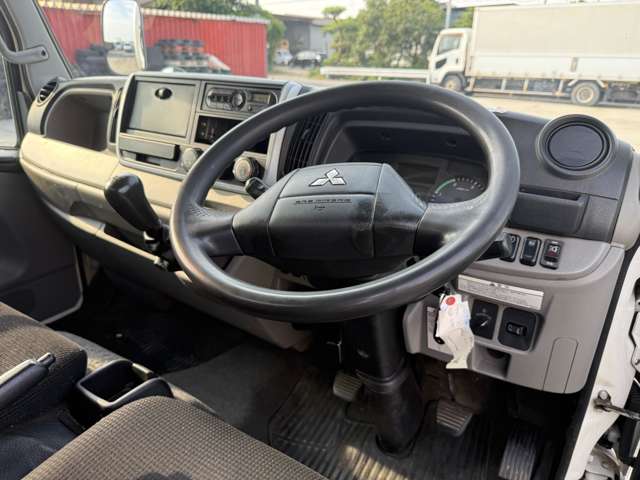 Mitsubishi Fuso Canter 9