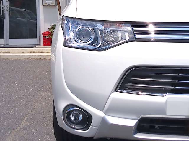 Mitsubishi Outlander PHEV 5