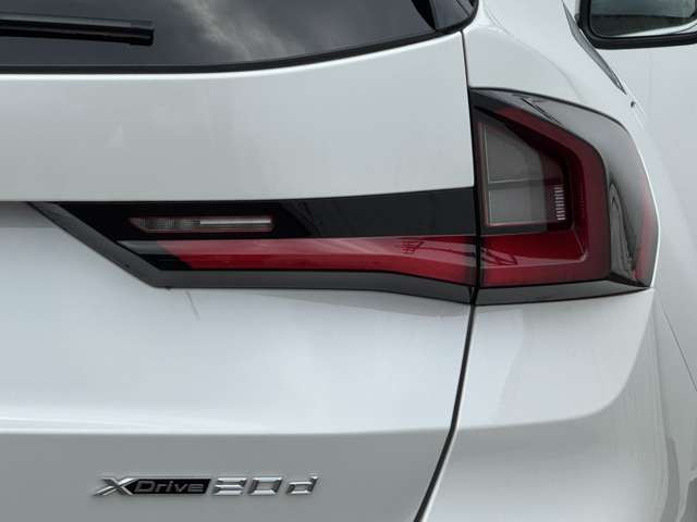 BMW X1 12