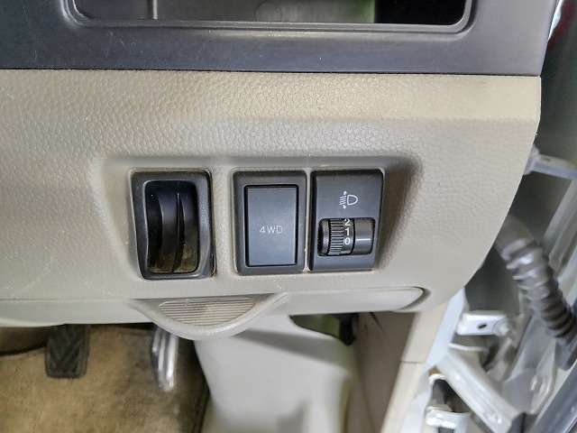 Suzuki Every 12