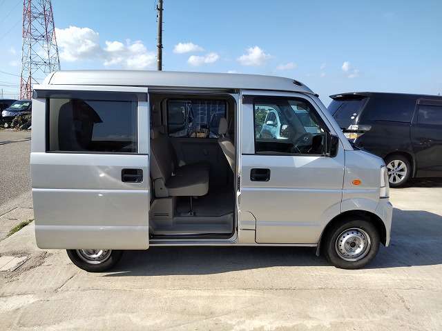 Suzuki Every 6