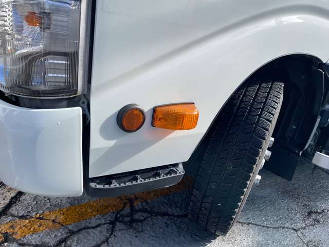 Hino Dutro Hybrid 10