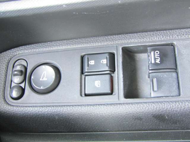 Honda N-VAN 12