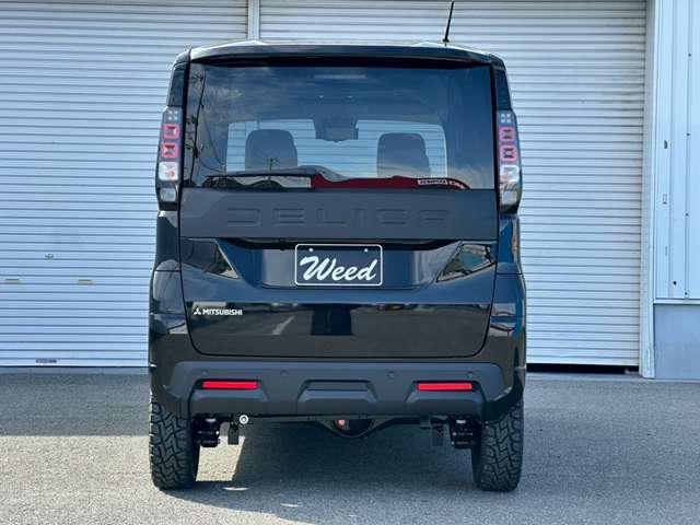 Mitsubishi Delica Mini 11