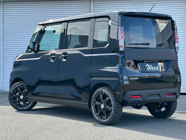 Mitsubishi Delica Mini 12