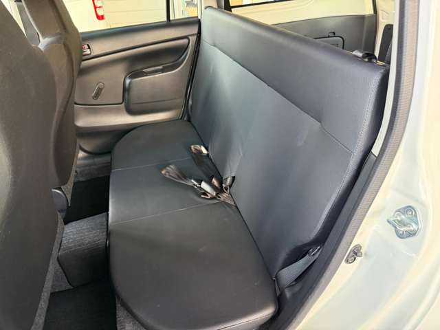 Toyota Probox Van 7