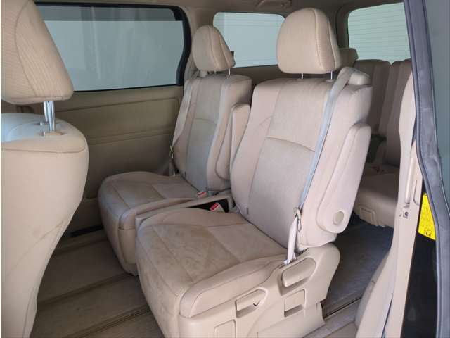 Toyota Alphard Hybrid 10