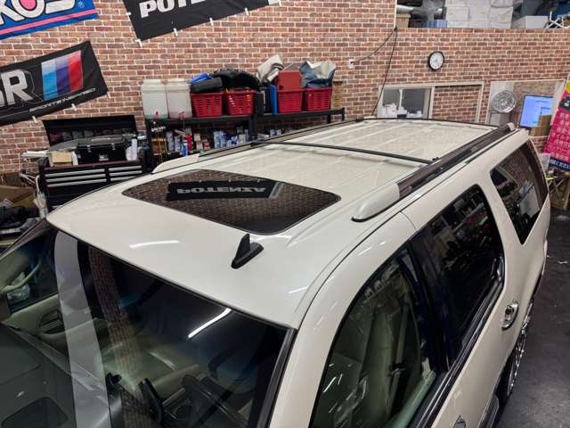 Cadillac エスカレード 4