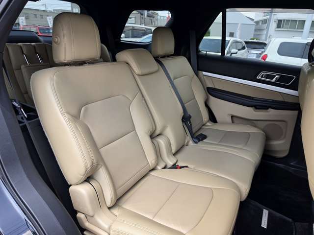 Ford Explorer 7