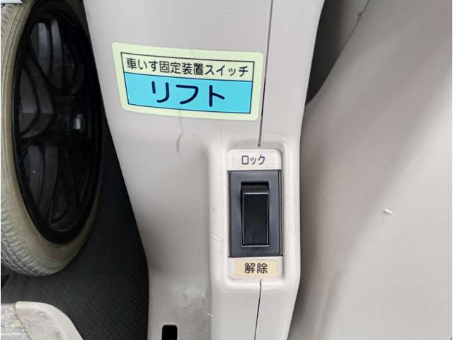 Toyota Hiace Van 10