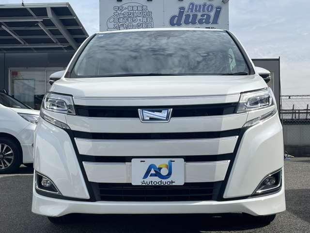 Toyota Noah 2