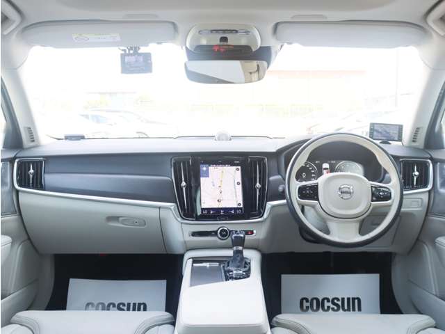 Volvo V90 Cross Country 4