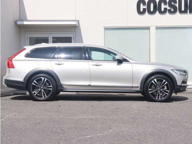 Volvo V90 Cross Country 7