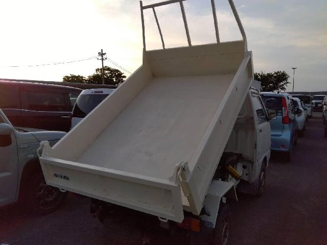 Daihatsu Hijet Pickup 5
