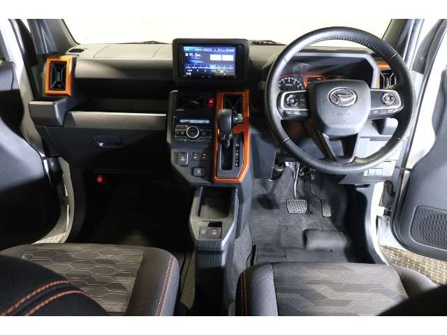 Daihatsu Taft 9