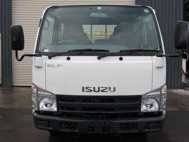 Isuzu Elf 2