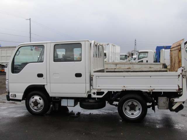 Isuzu Elf 9