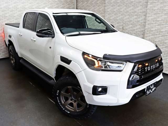 Toyota Hilux 5