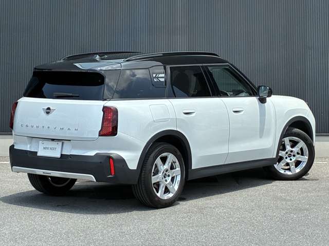 MINI Countryman 7