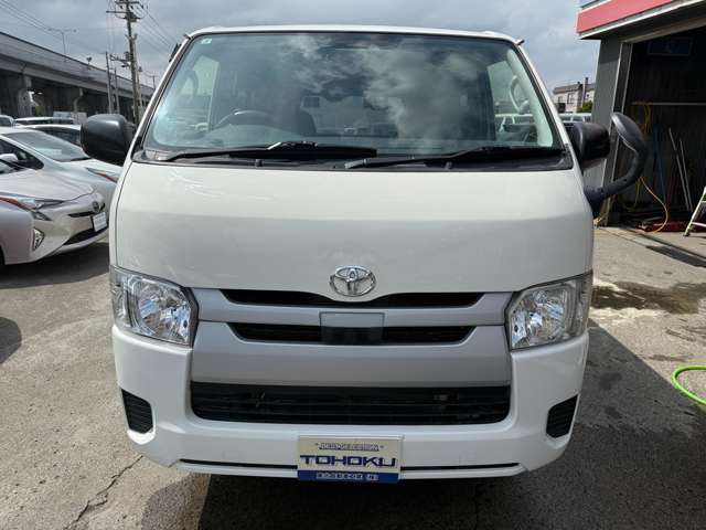 Toyota Regius Ace 2