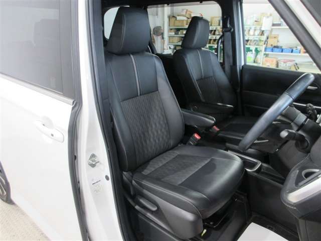 Toyota Noah 8