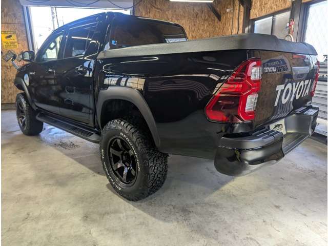 Toyota Hilux 3