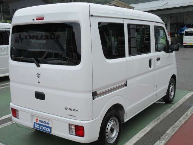 Suzuki Every 2