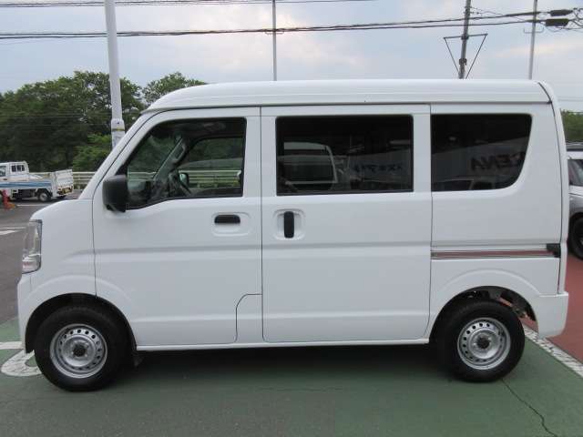 Suzuki Every 8