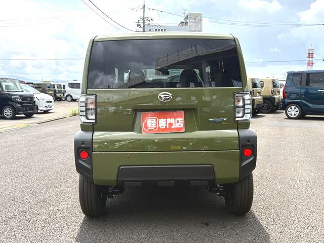 Daihatsu Taft 10