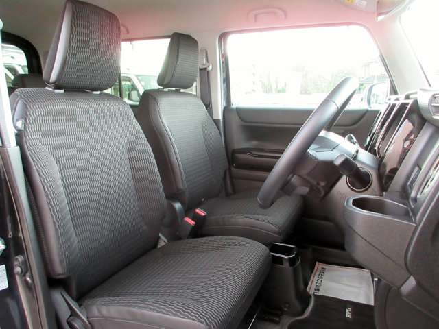 Mazda Flair Crossover 8