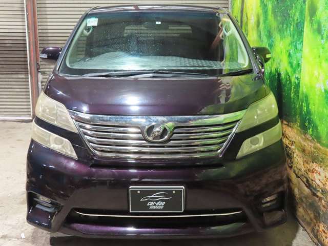 Toyota Vellfire 3